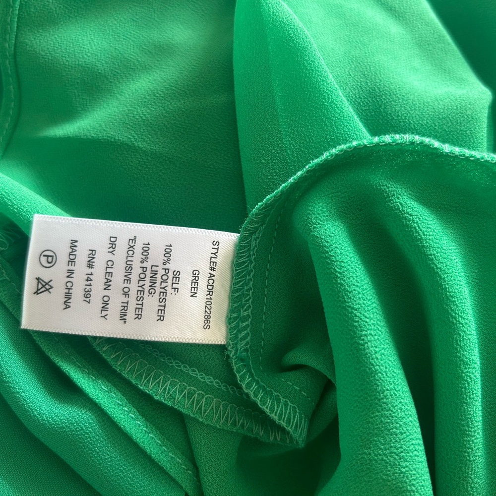 Astr Vibrant Green Satin Dress - Picture 9 of 11